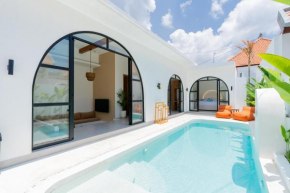 NEW! Casa Kaplan - 2BR Villa in Kedungu